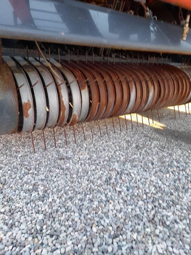 Vicon RV 1901 Prese/balirke za rolo bale