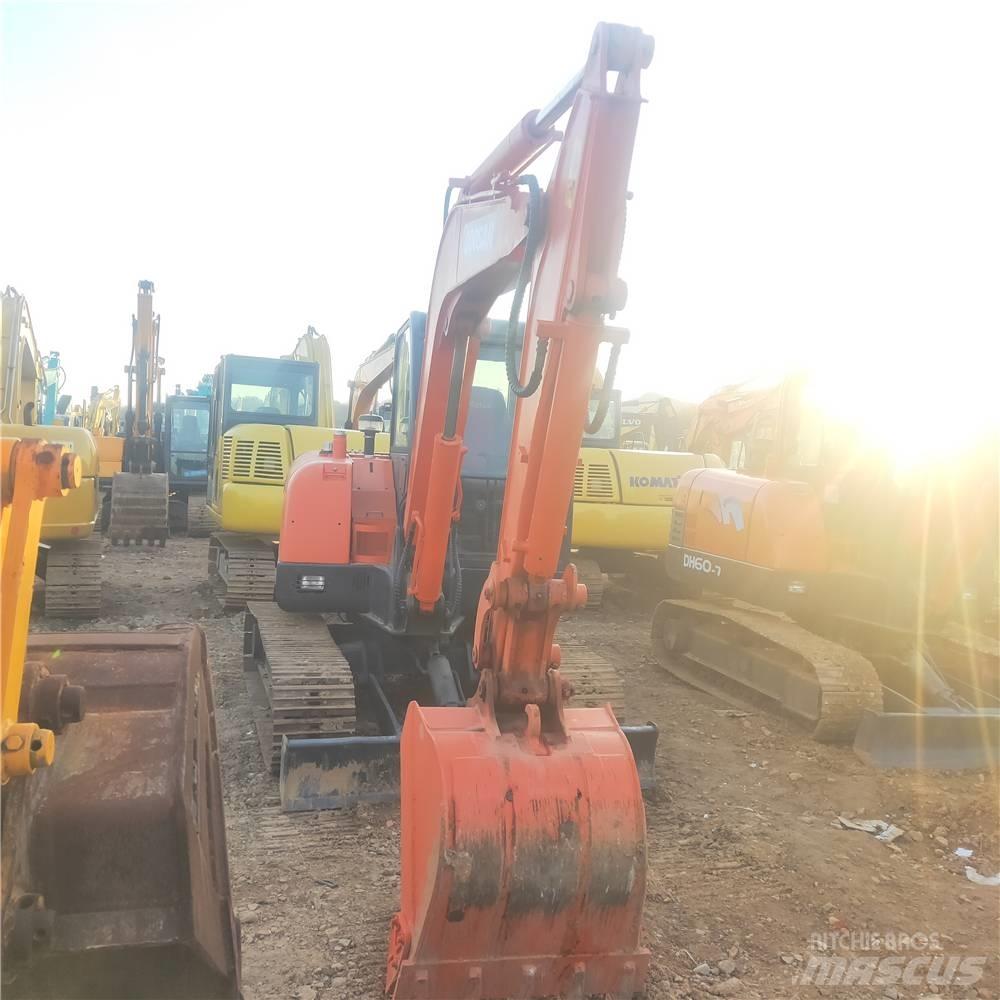 Doosan DH60-7 Bageri guseničari