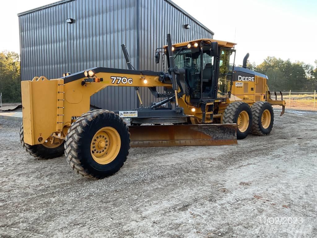 John Deere 770 G Grejderi