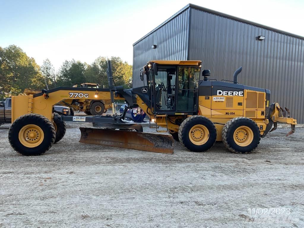John Deere 770 G Grejderi
