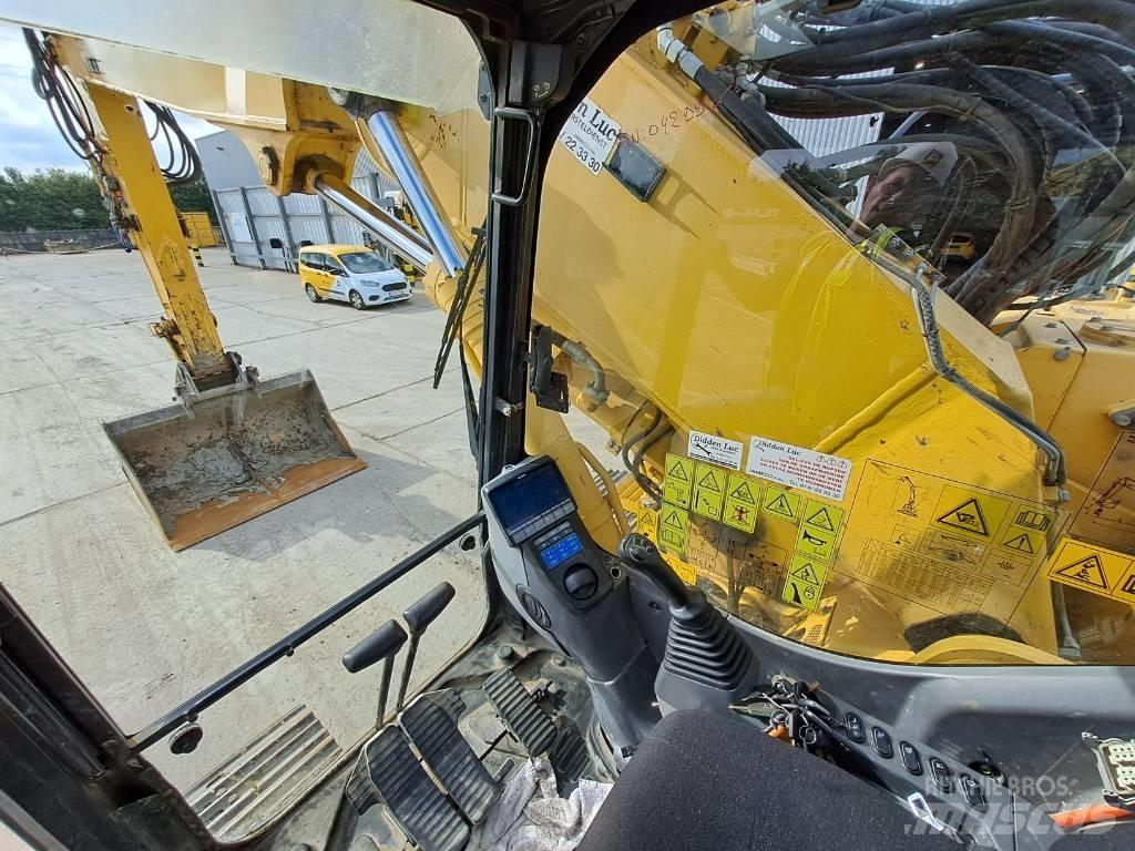 Komatsu PC228USLC-8 Bageri guseničari