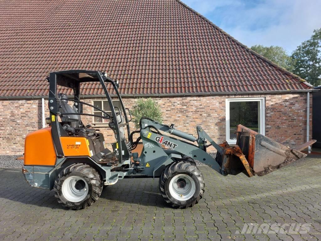 GiANT V 452 T X-tra Mini utovarivači