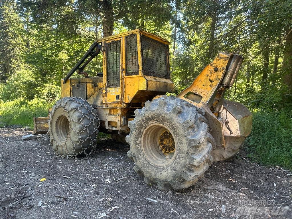 John Deere 540 E Skideri