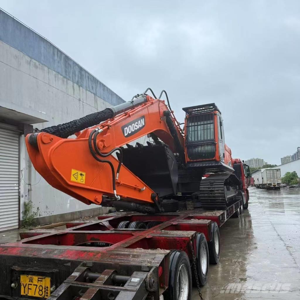 Doosan DX 225 LCA Bageri guseničari