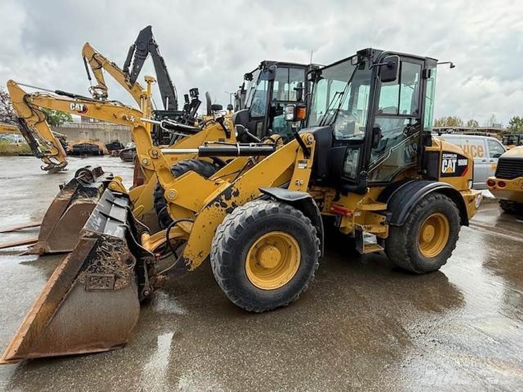 CAT 908M Utovarivači na točkove
