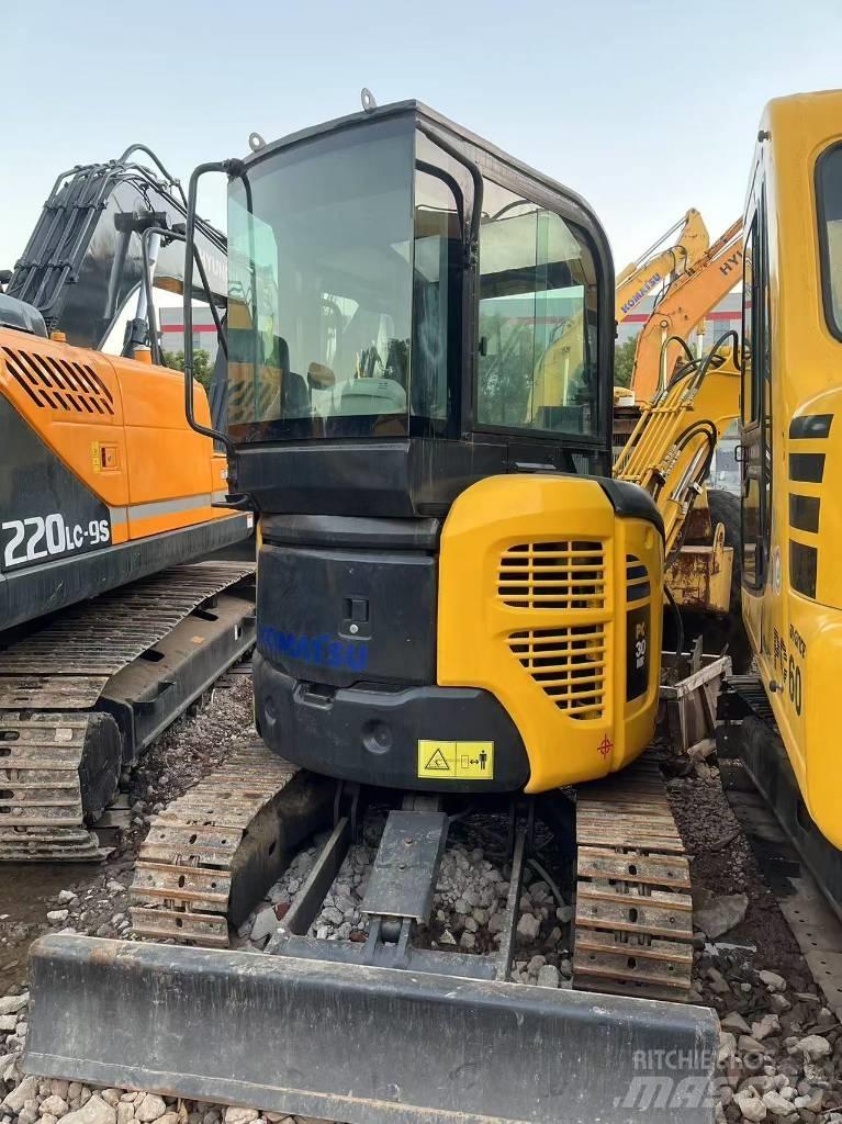 Komatsu PC 30 Bageri guseničari