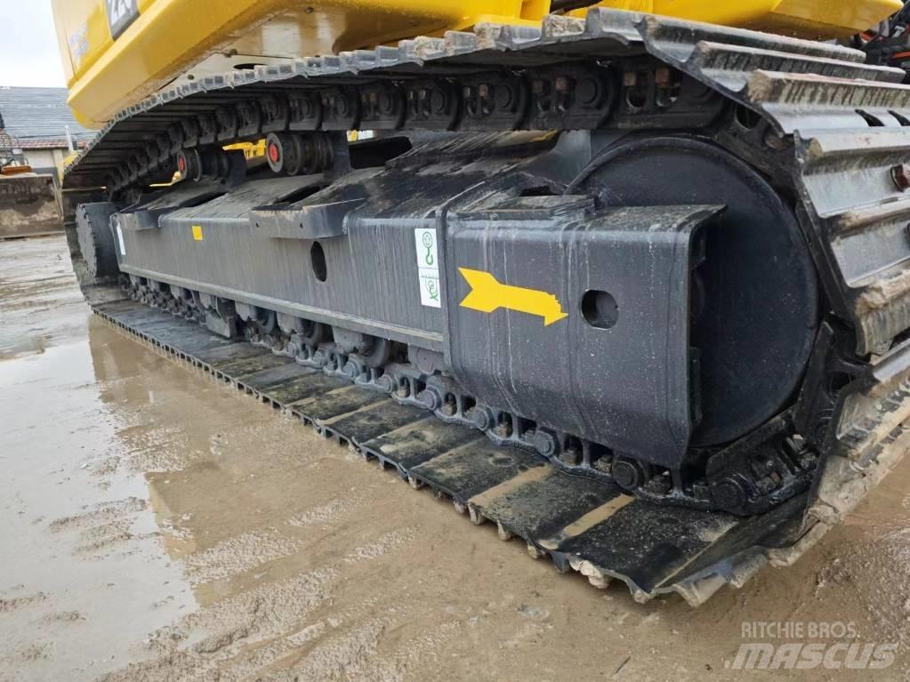 Komatsu PC 220-8 Bageri guseničari