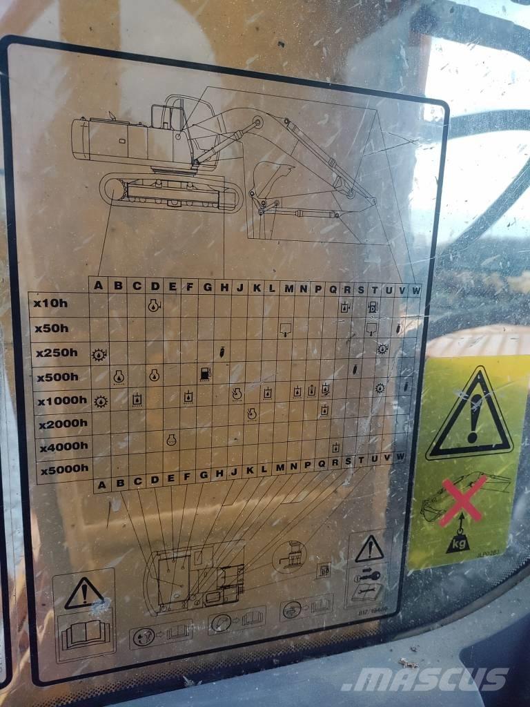 JCB JS 240 N LC Bageri guseničari