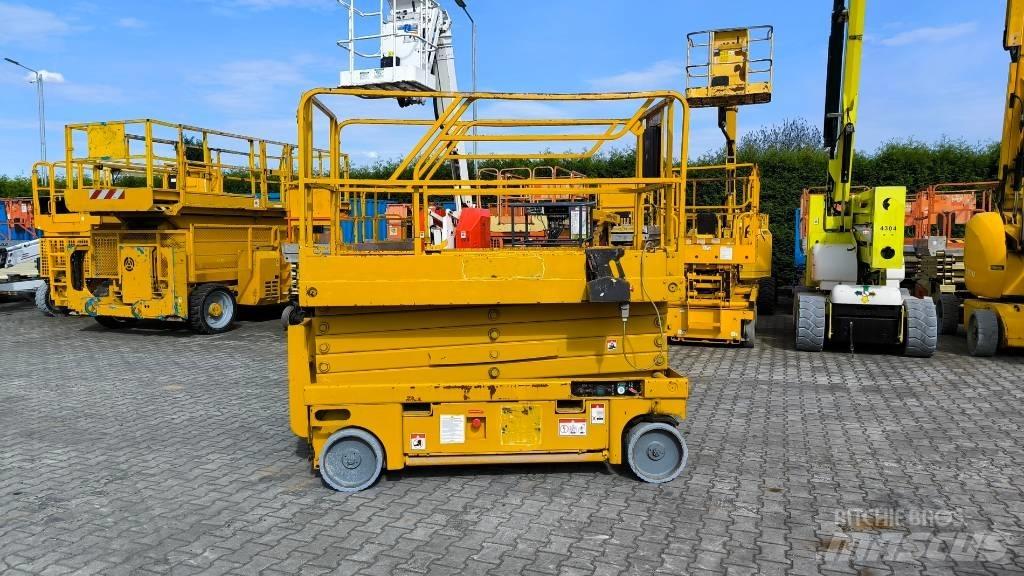 Haulotte Compact 12 Makazaste platforme