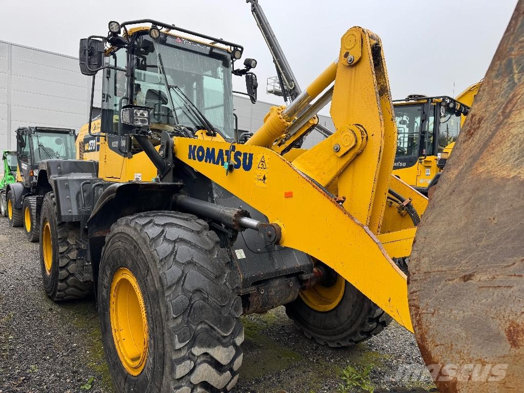 Komatsu WA 270-8 Utovarivači na točkove