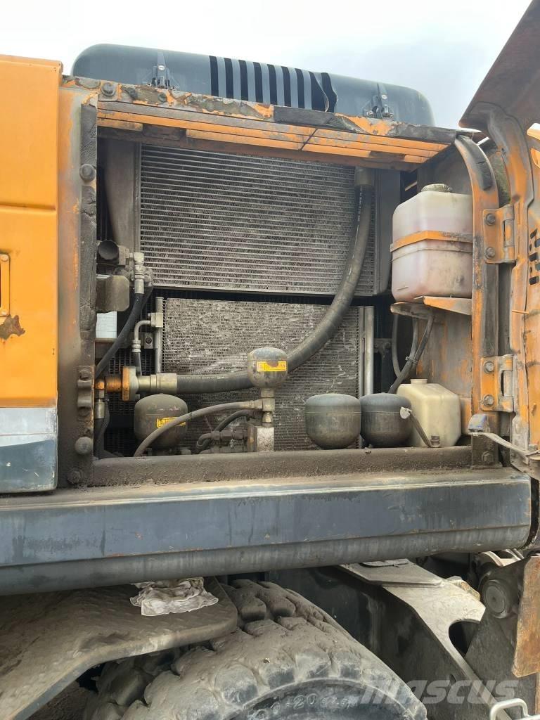 Hyundai R210W-9MH Bageri za prenos primarnih/sekundarnih sirovina