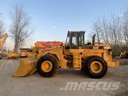 CAT 950F Utovarivači na točkove