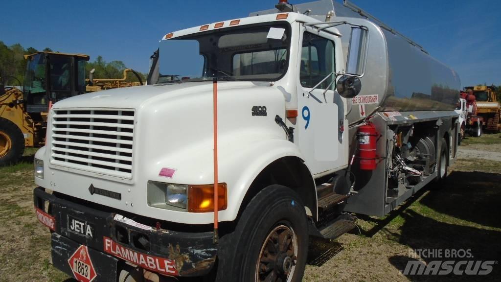 International 4900 Kamioni cisterne