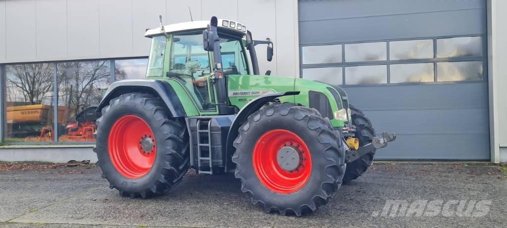 Fendt 920 Vario Traktori