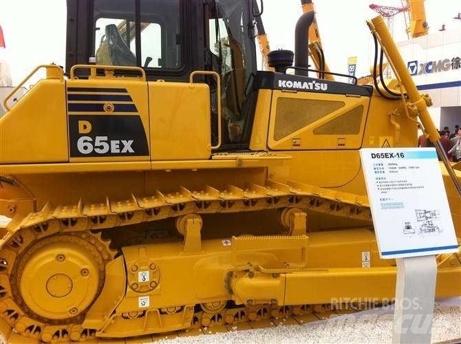 Komatsu D 65 EX-16 Buldožeri guseničari