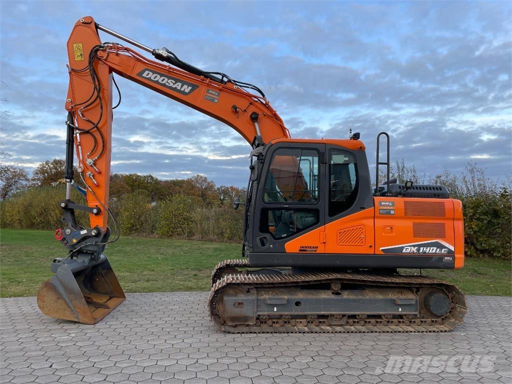 Doosan DX140LC-7 Bageri guseničari