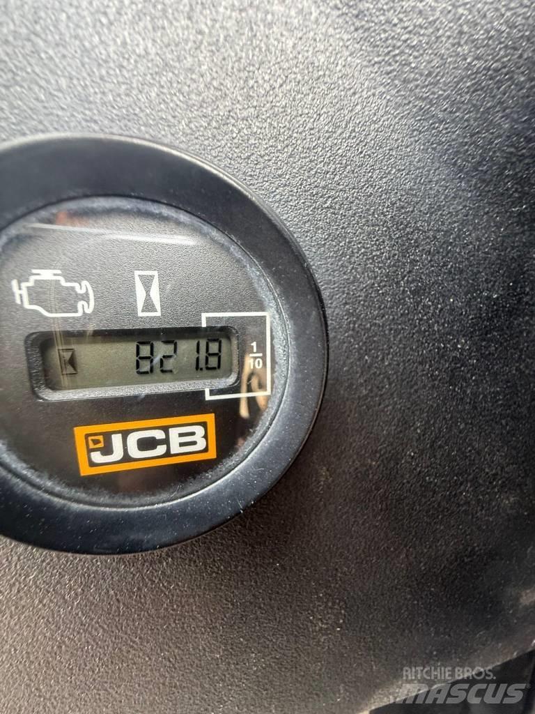JCB 16 C-1, 821h Mini bageri < 7t