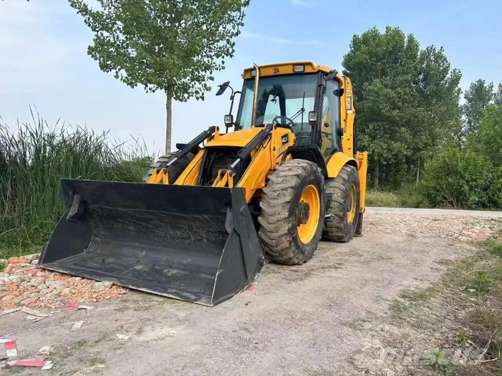 JCB 4CX Rovokopači