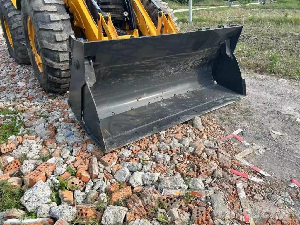 JCB 4CX Rovokopači