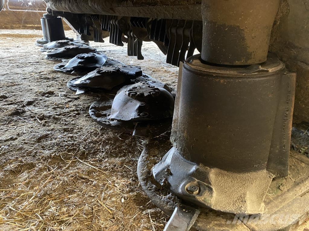 John Deere F 310 R Kosilice sa postoljem za vuču