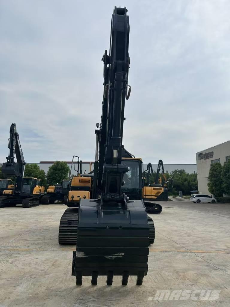 Hyundai HX 220 L Bageri guseničari