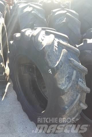  Pneu 12.4R24 Gume, točkovi i felne