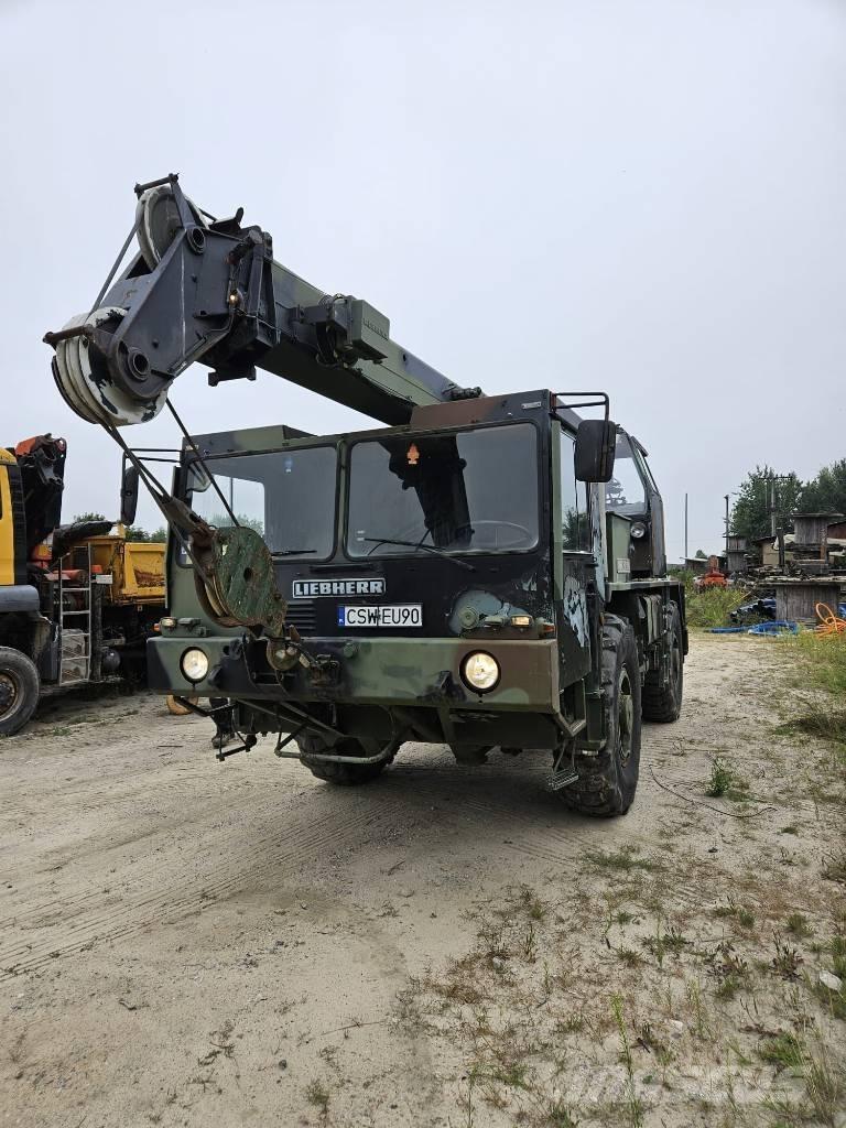 Liebherr UM 109 FKL Polovni mini kranovi