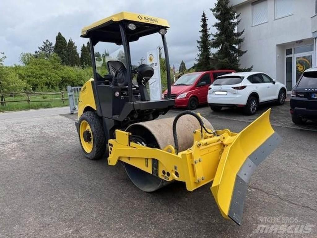 Bomag 124 DH-5 Valjci sa jednim bubnjem