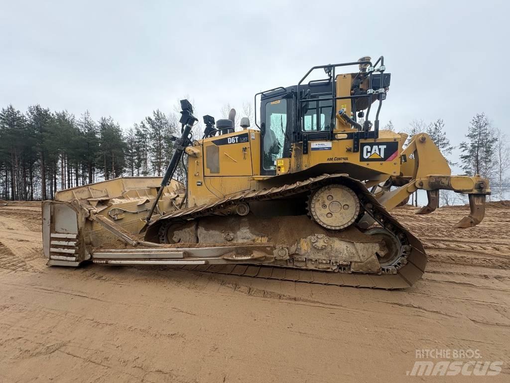 CAT D 6 T LGP Buldožeri guseničari