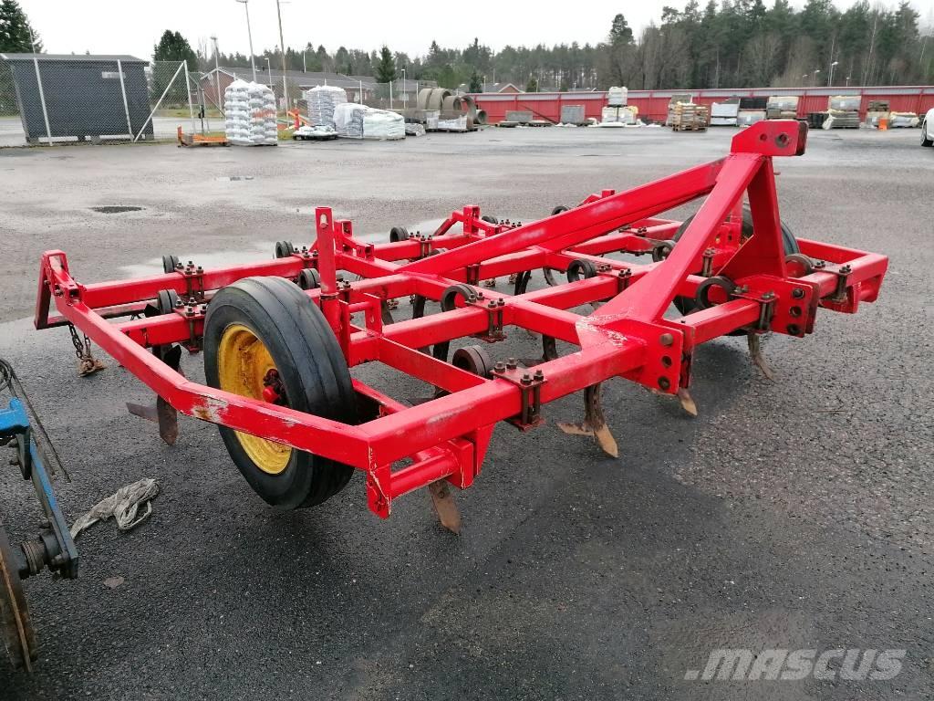 Kultivaattori 4m Kultivatori