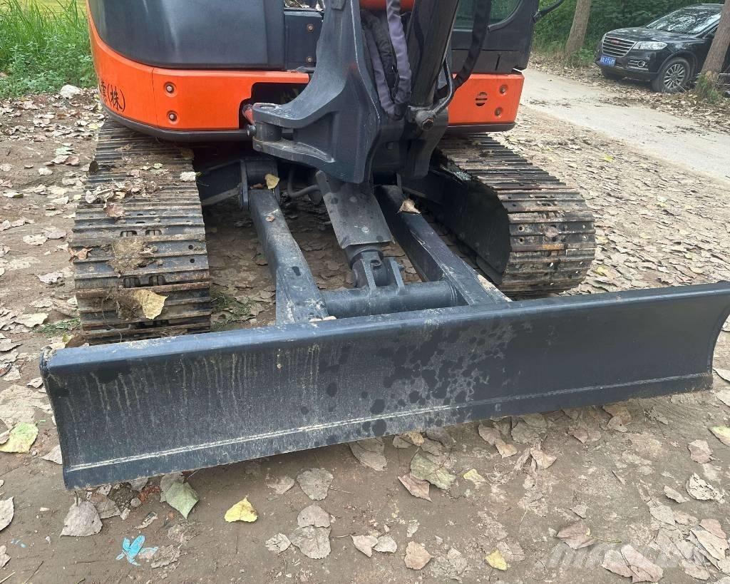 Hitachi ZX 50 U Mini bageri < 7t