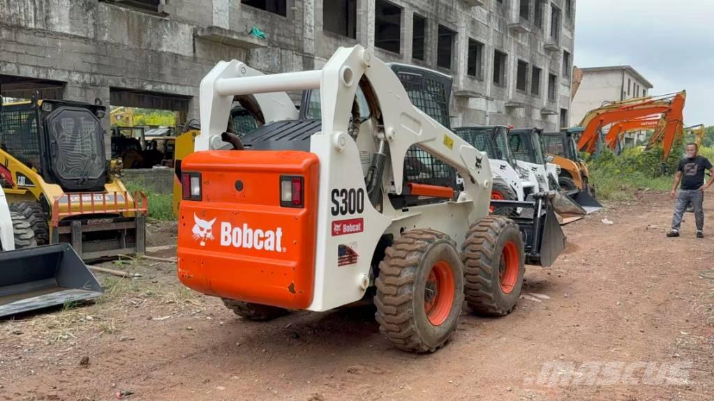 Bobcat S300 Skid steer mini utovarivači
