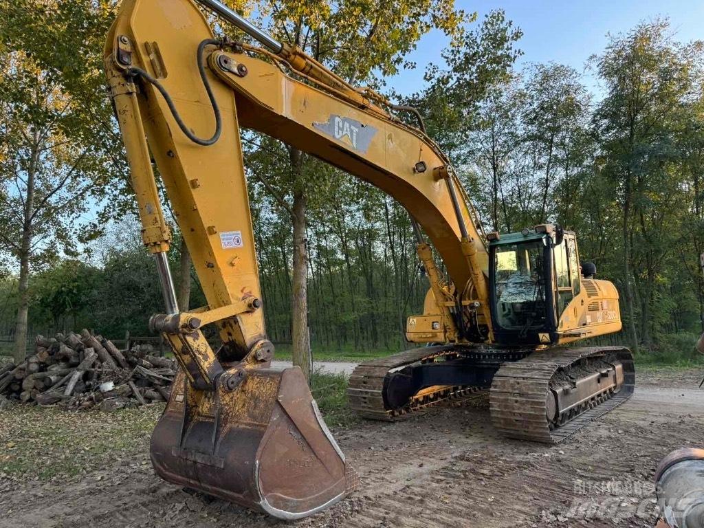 CAT 330CL Bageri guseničari