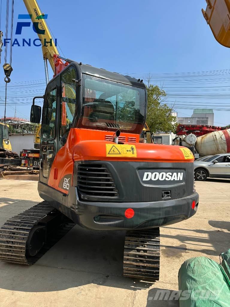 Doosan DX 60-9 C Bageri guseničari