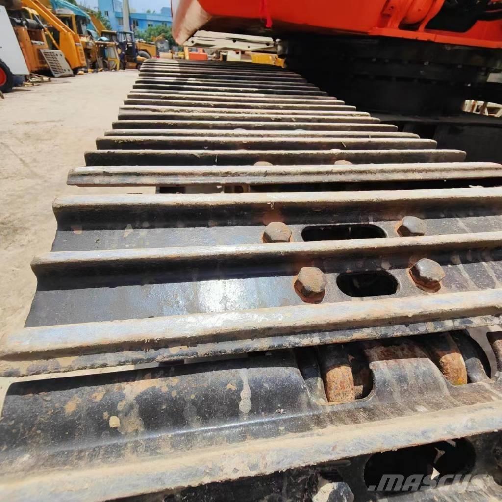 Hitachi ZAXIS 200-3G Bageri guseničari