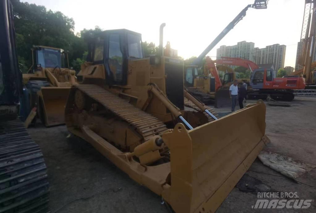CAT D 6 R Buldožeri guseničari