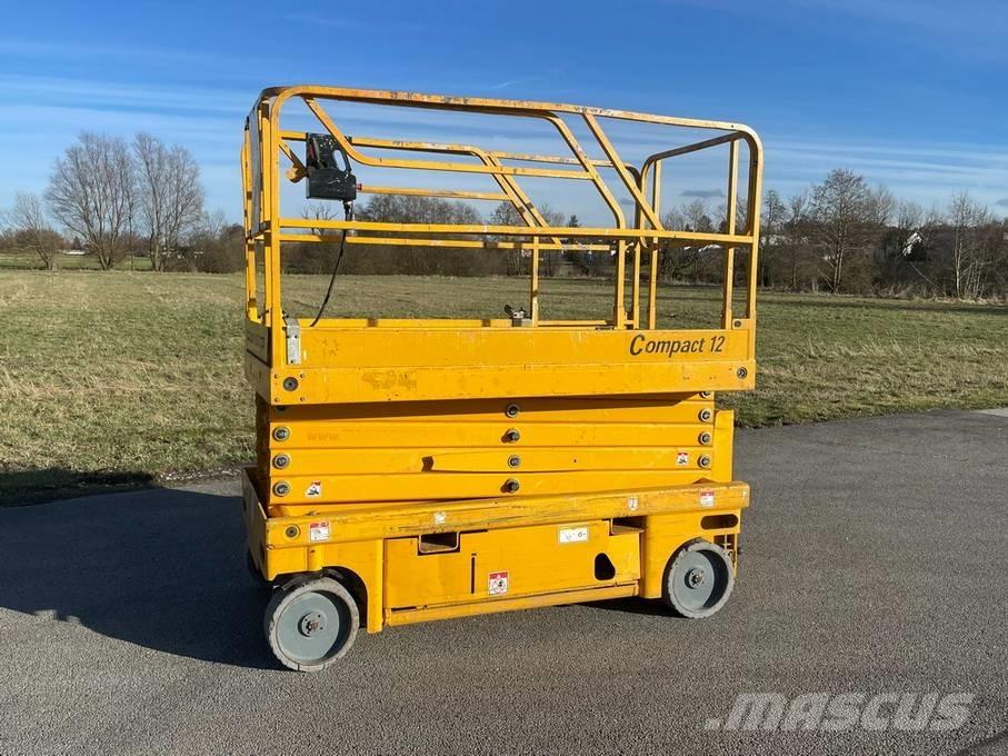 Haulotte Compact 12 Makazaste platforme