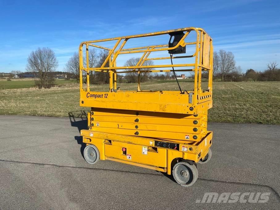 Haulotte Compact 12 Makazaste platforme