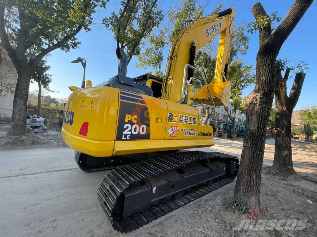 Komatsu PC 200-8 Bageri guseničari