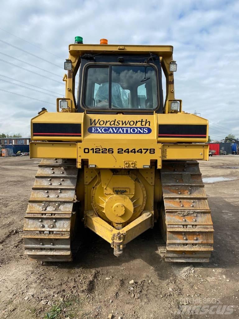 CAT D 6 R XL III Buldožeri guseničari