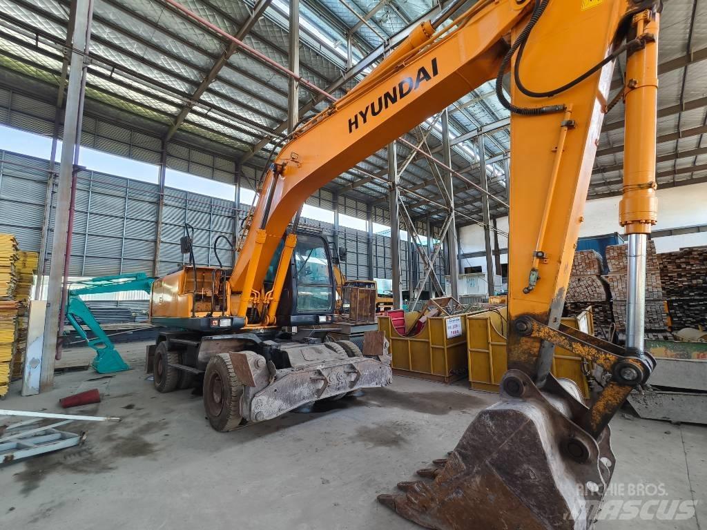 Hyundai R210w-7 Bageri točkaši