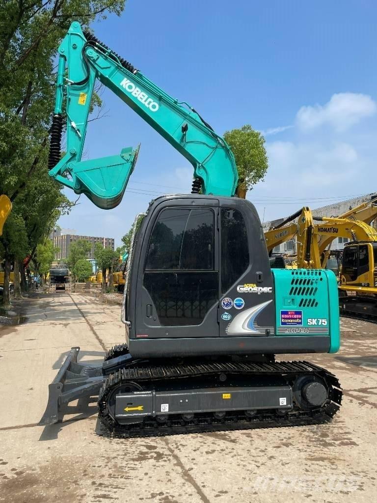 Kobelco SK 75 Mini bageri < 7t