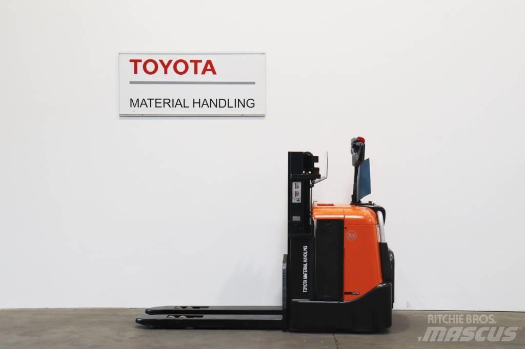Toyota SPE125 Ručni električni viljuškar