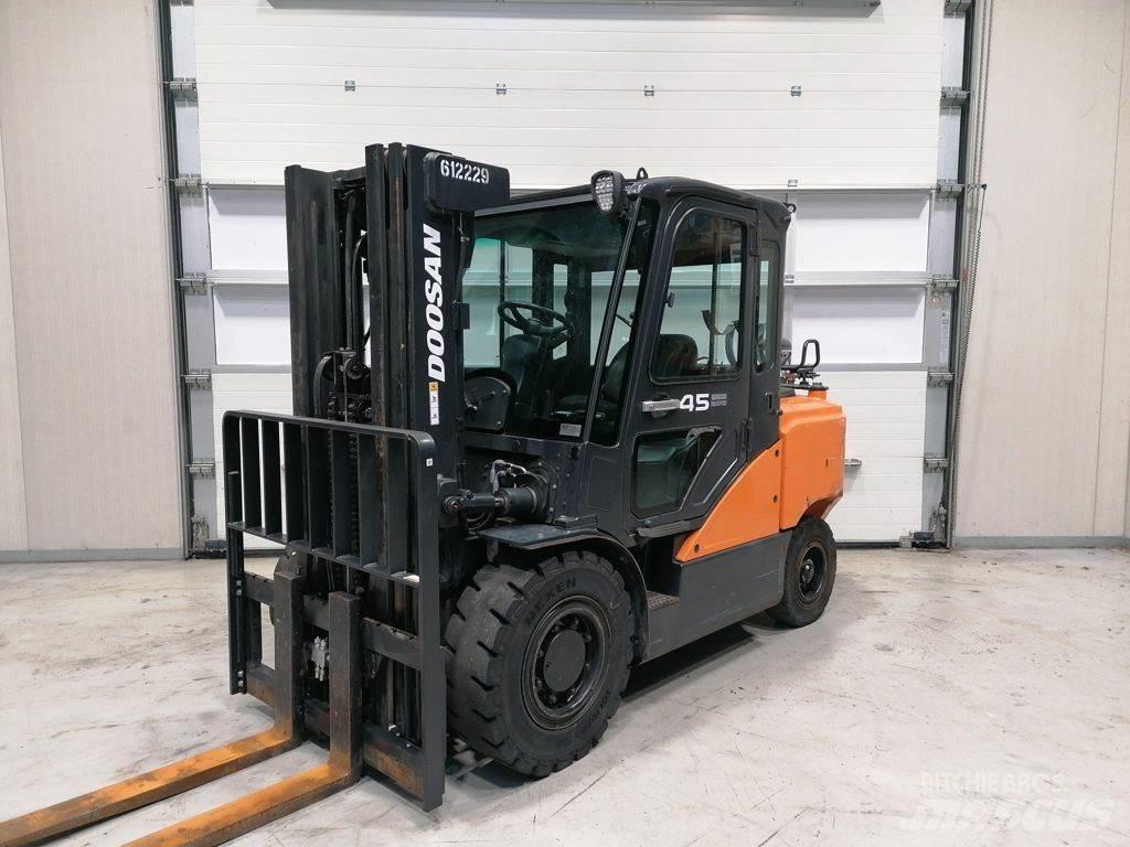 Doosan G45SC-7 Plinski viljuškari