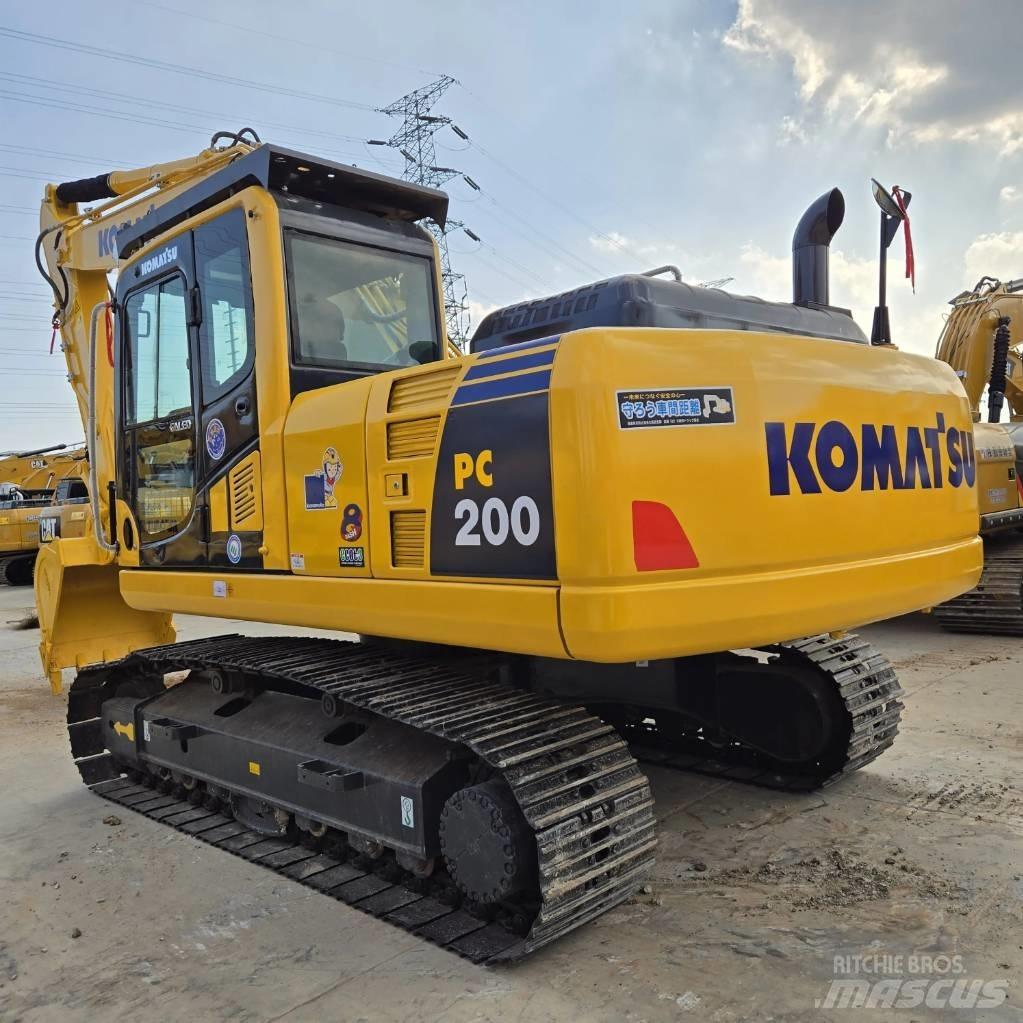 Komatsu PC 200-8 Bageri guseničari