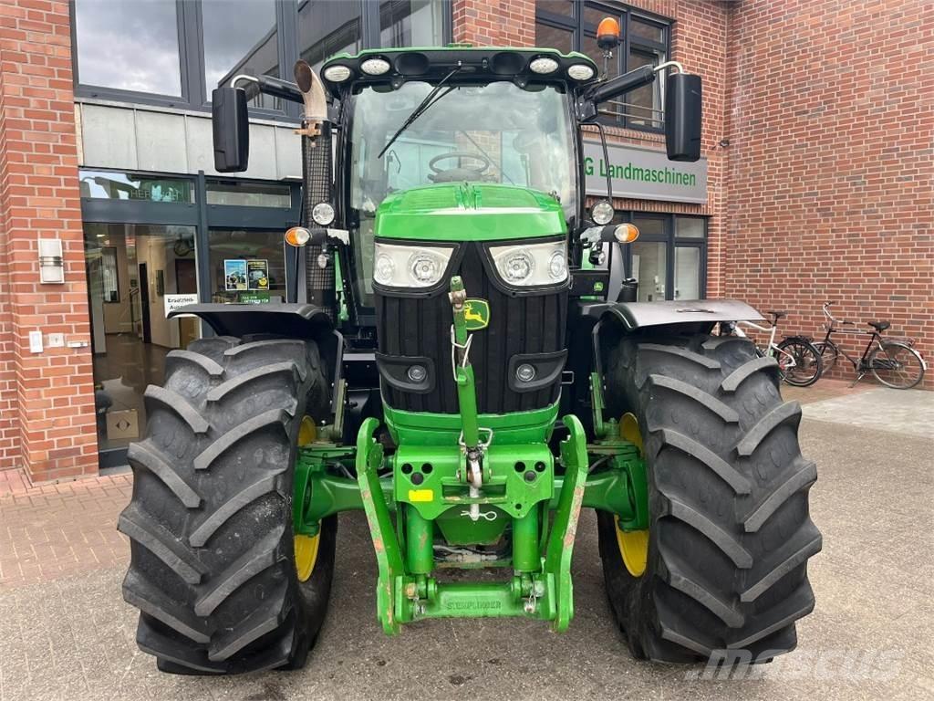 John Deere 6210R Traktori