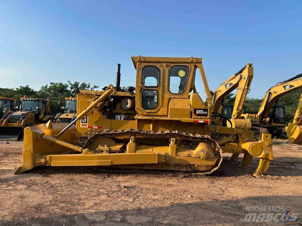 CAT D 7 G Buldožeri guseničari