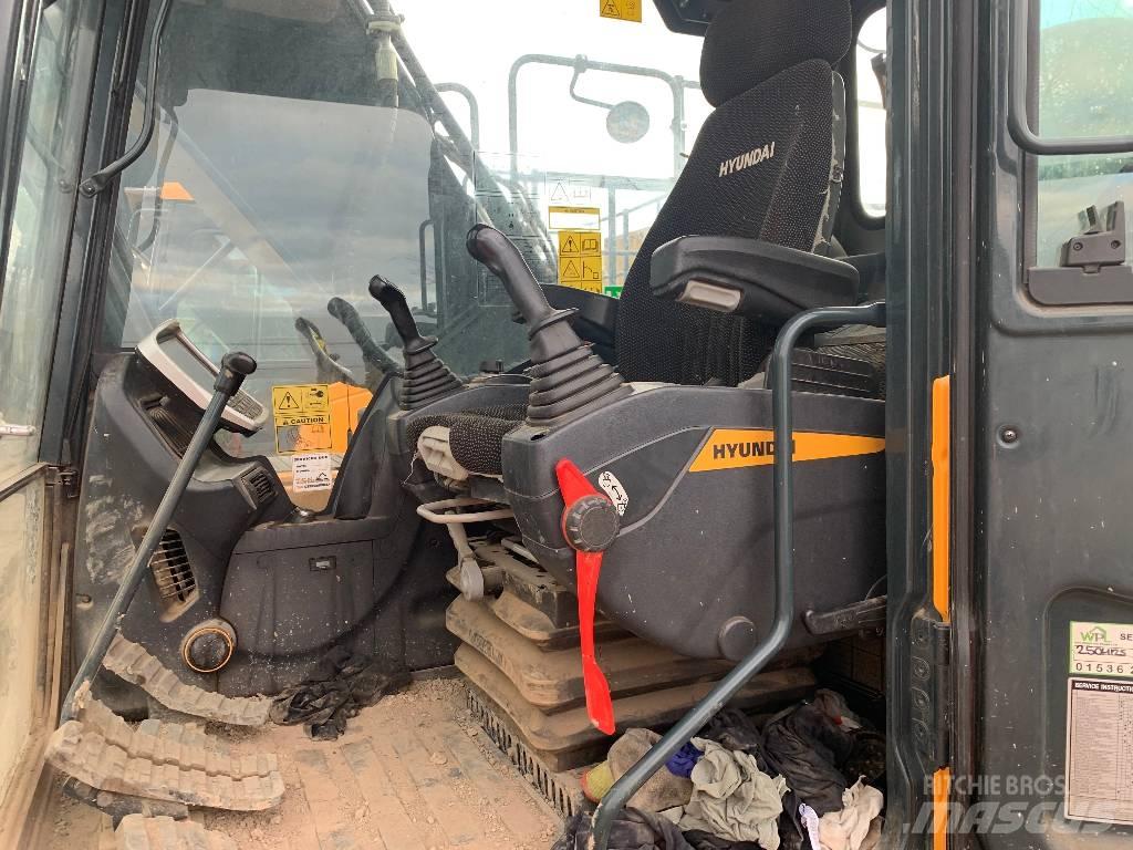 Hyundai HX220A L Bageri guseničari