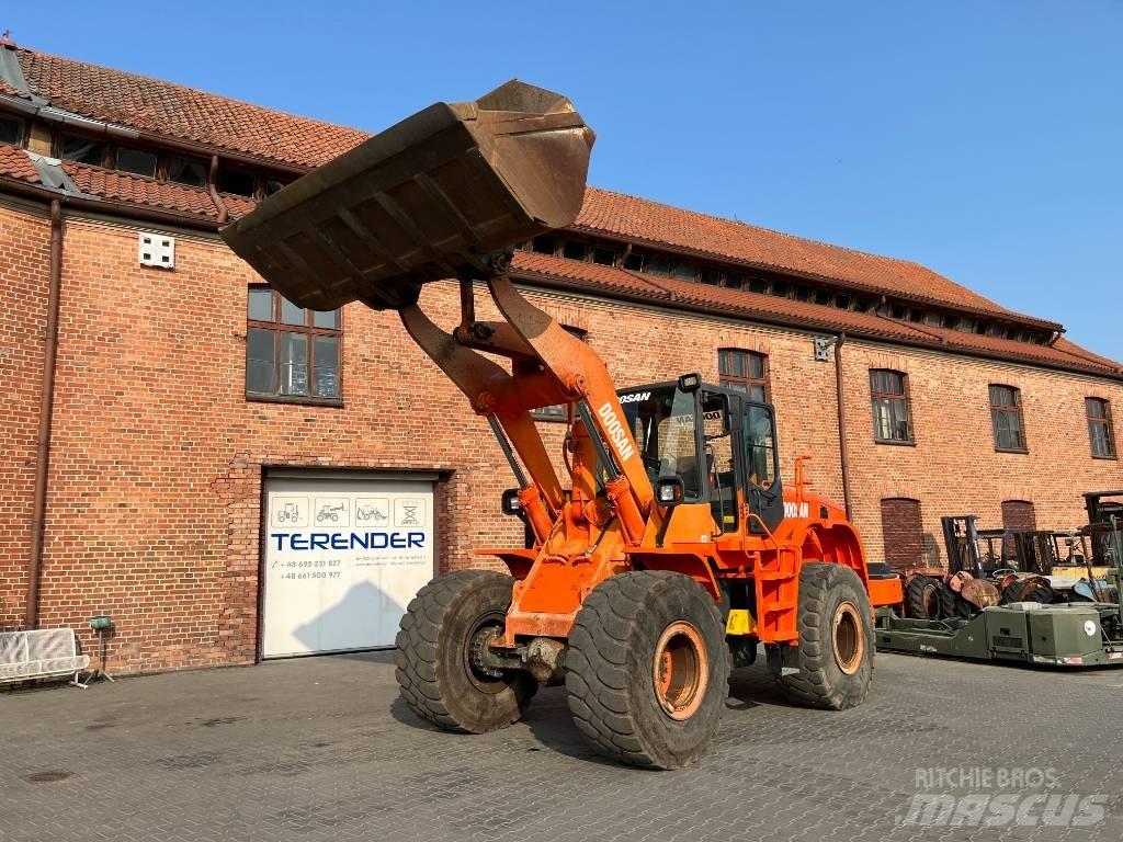 Doosan DL 300 Utovarivači na točkove