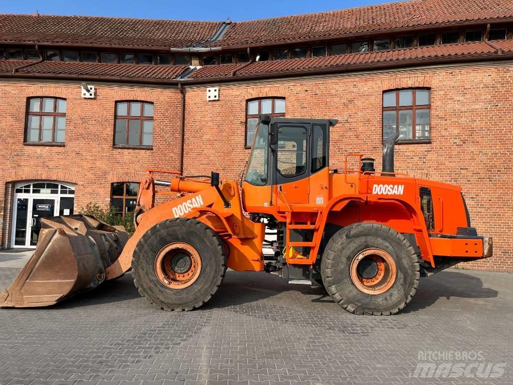 Doosan DL 300 Utovarivači na točkove